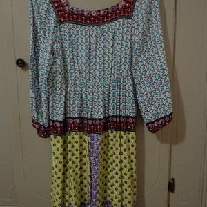 Beige by eci Dress Sz M Floral Mix Colorful